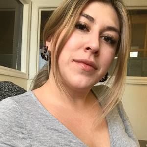 Meet your Posher, Alicia